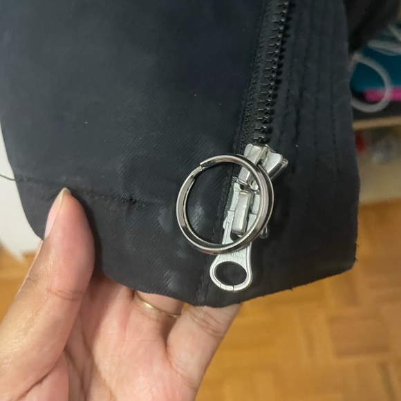 ARITZIA - TNA Black Parka - Picture 5 of 6